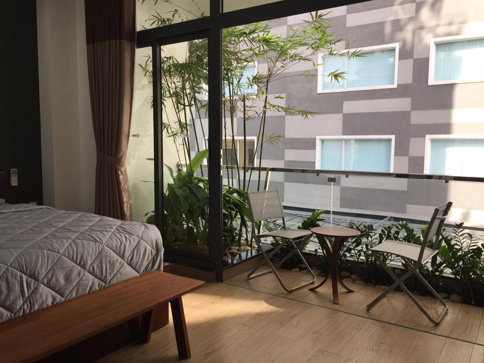 The Garden Bulding *
